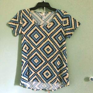 LulaRoe Irma Tunic Tee